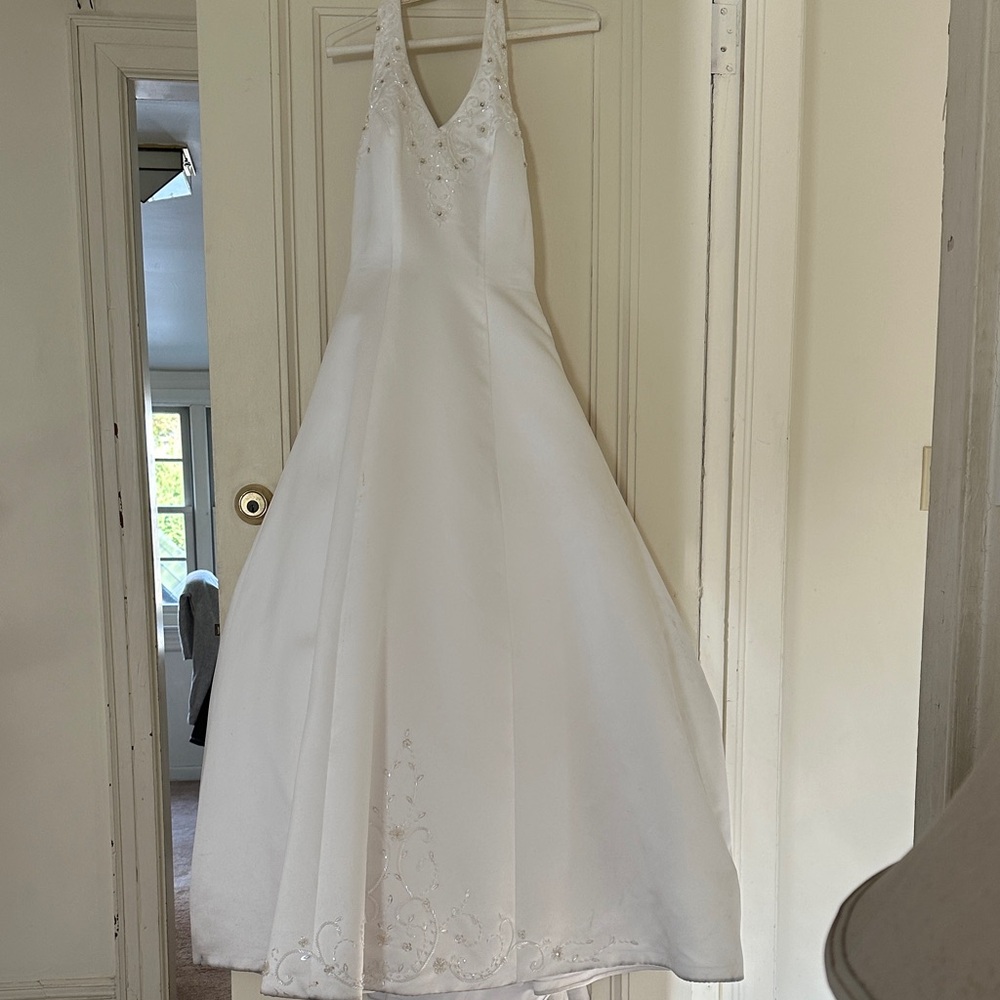 Elegant White Wedding Dress and Veil David’s Bridal